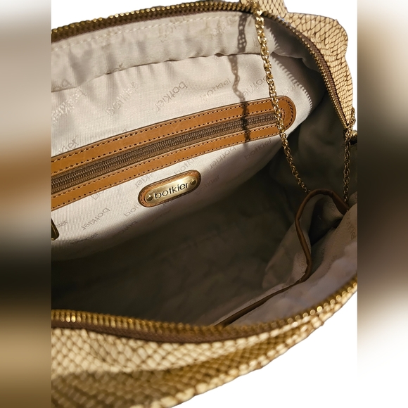 Boktier Beige Leather Scale Shoulder Bag